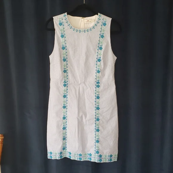 Vineyard Vines Pop Floral Embroidered Shift Dress Size 6 Vineyard Vines Pop Floral Embroidered Shift Dress Size 6